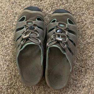 Keens slide on sandals
